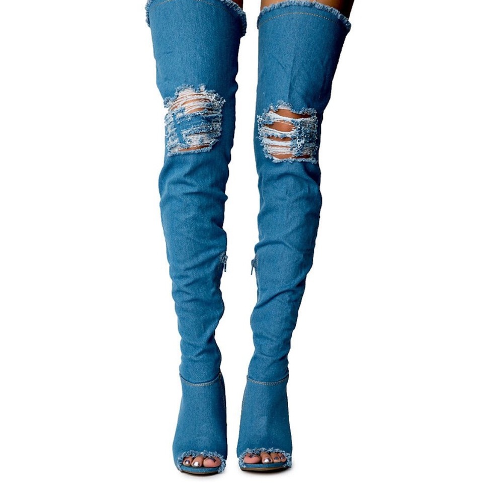 New. W/out box.  Bamboo LIMELIGHT-60S OVER THE KNEE BOOT. Size 8